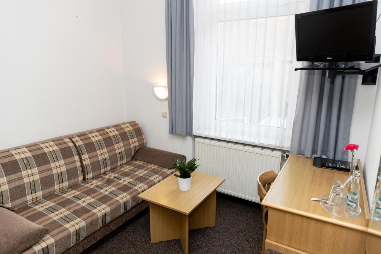 Hotel Albena - Garni Hotel Fürstenwalde Kültér fotó